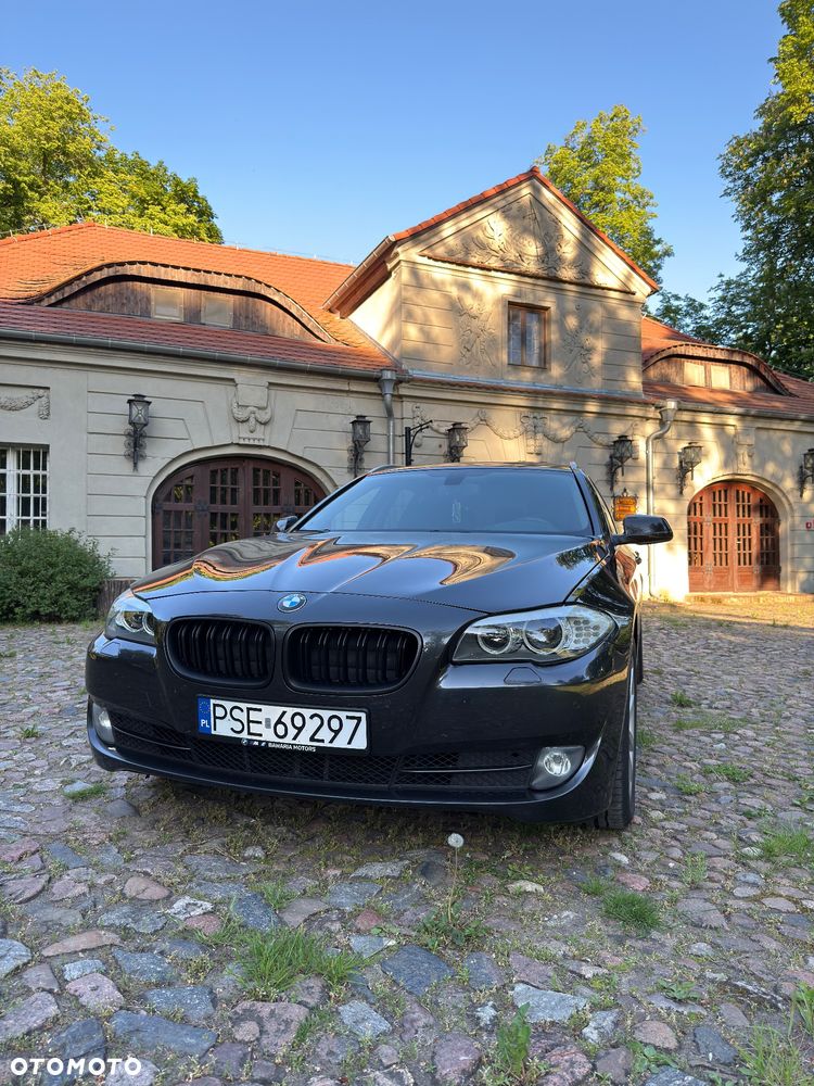 BMW Seria 5 520d Luxury Line - 11