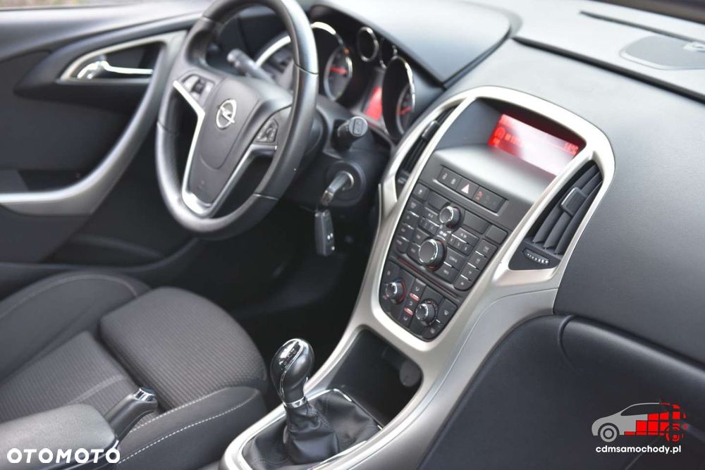 Opel Astra - 25