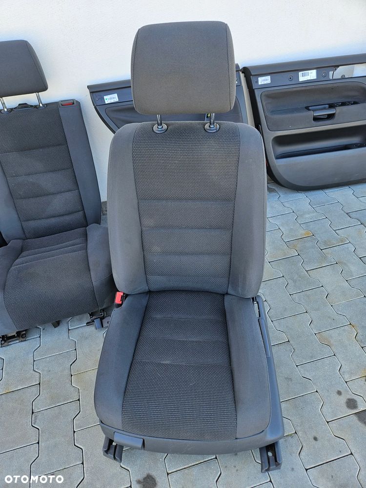 VW TOUAREG 7L 03-09R FOTEL FOTELE KANAPA KOMPLET MATERIAL TAPICERKI DRZWI - 5