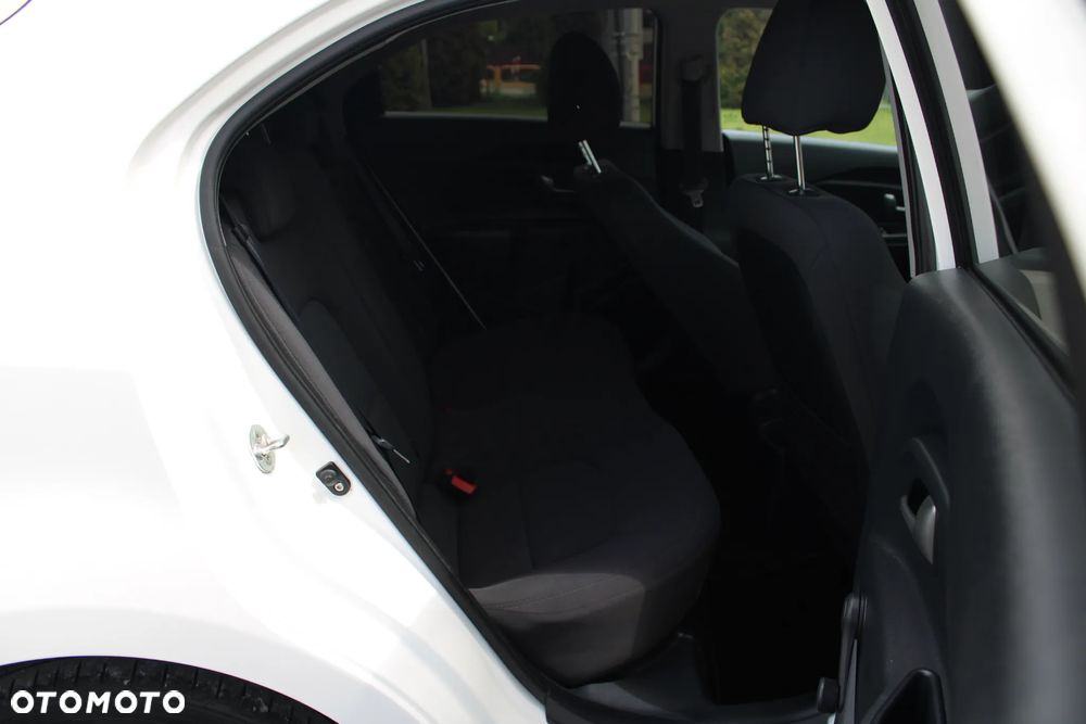 Kia Rio 1.2 Edition 7 - 20