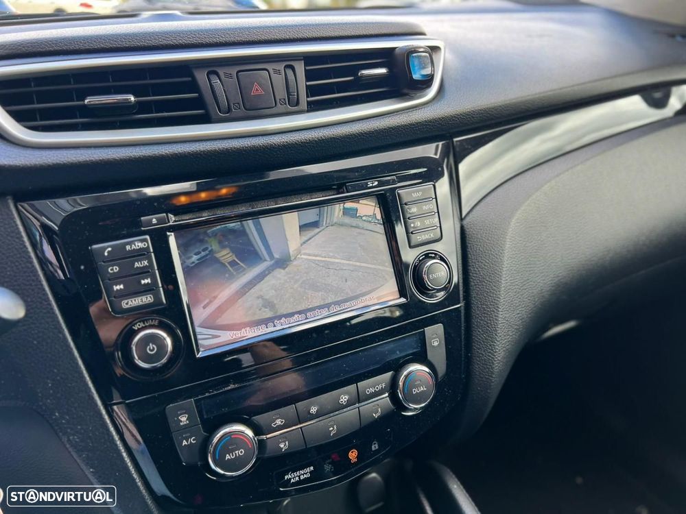 Nissan Qashqai 1.5 dCi Acenta Connect - 10
