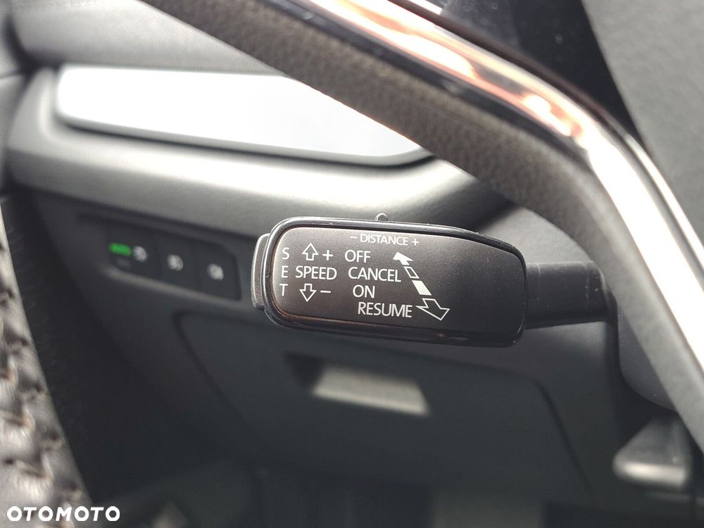 Skoda Octavia 2.0 TDI Style DSG - 22