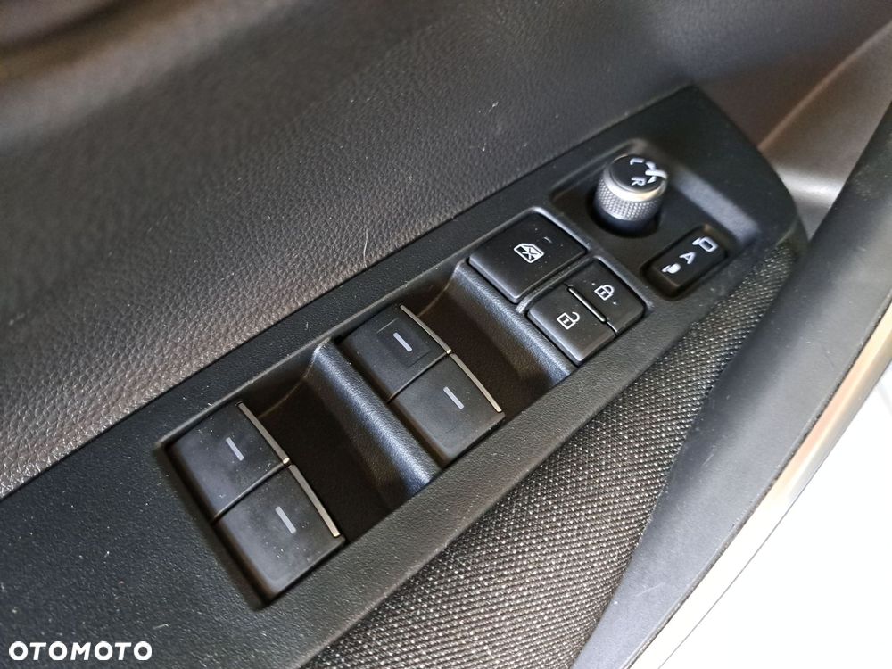 Toyota Corolla 1.8 Hybrid Comfort - 36