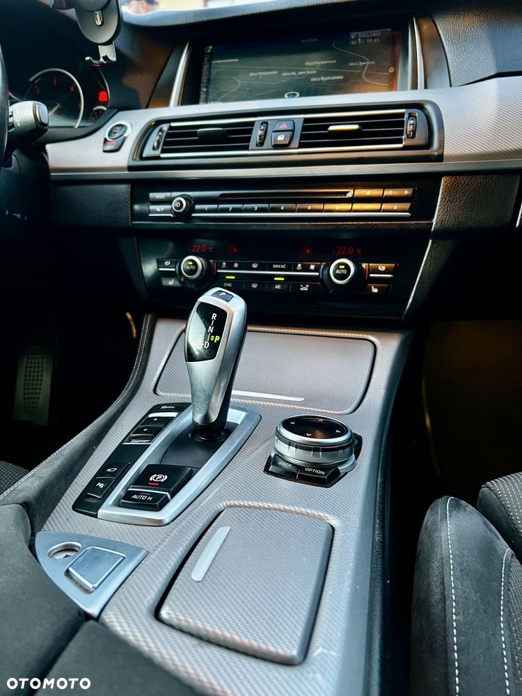 BMW Seria 5 520d - 12