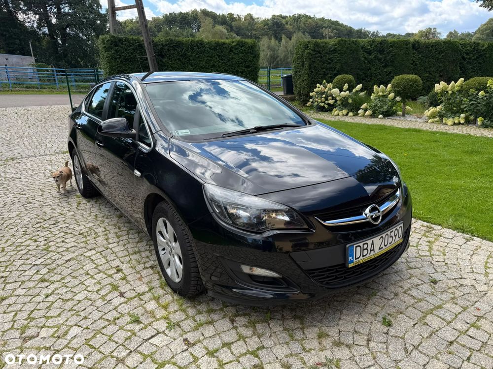 Opel Astra 1.4 T EU6 - 4