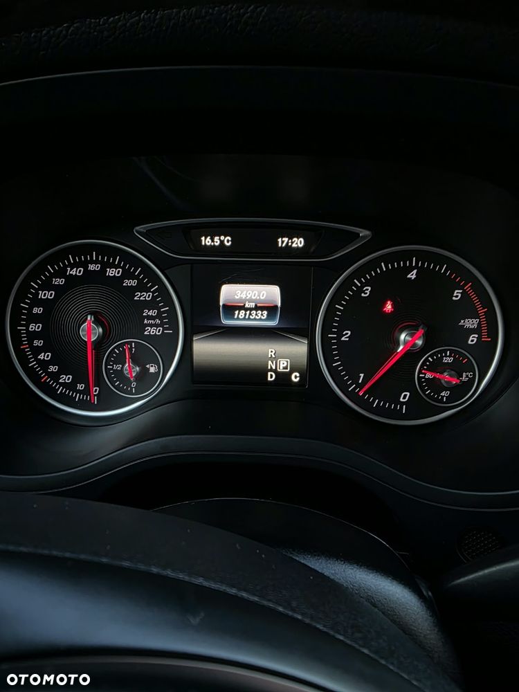 Mercedes-Benz B-Class 2016 photo 5