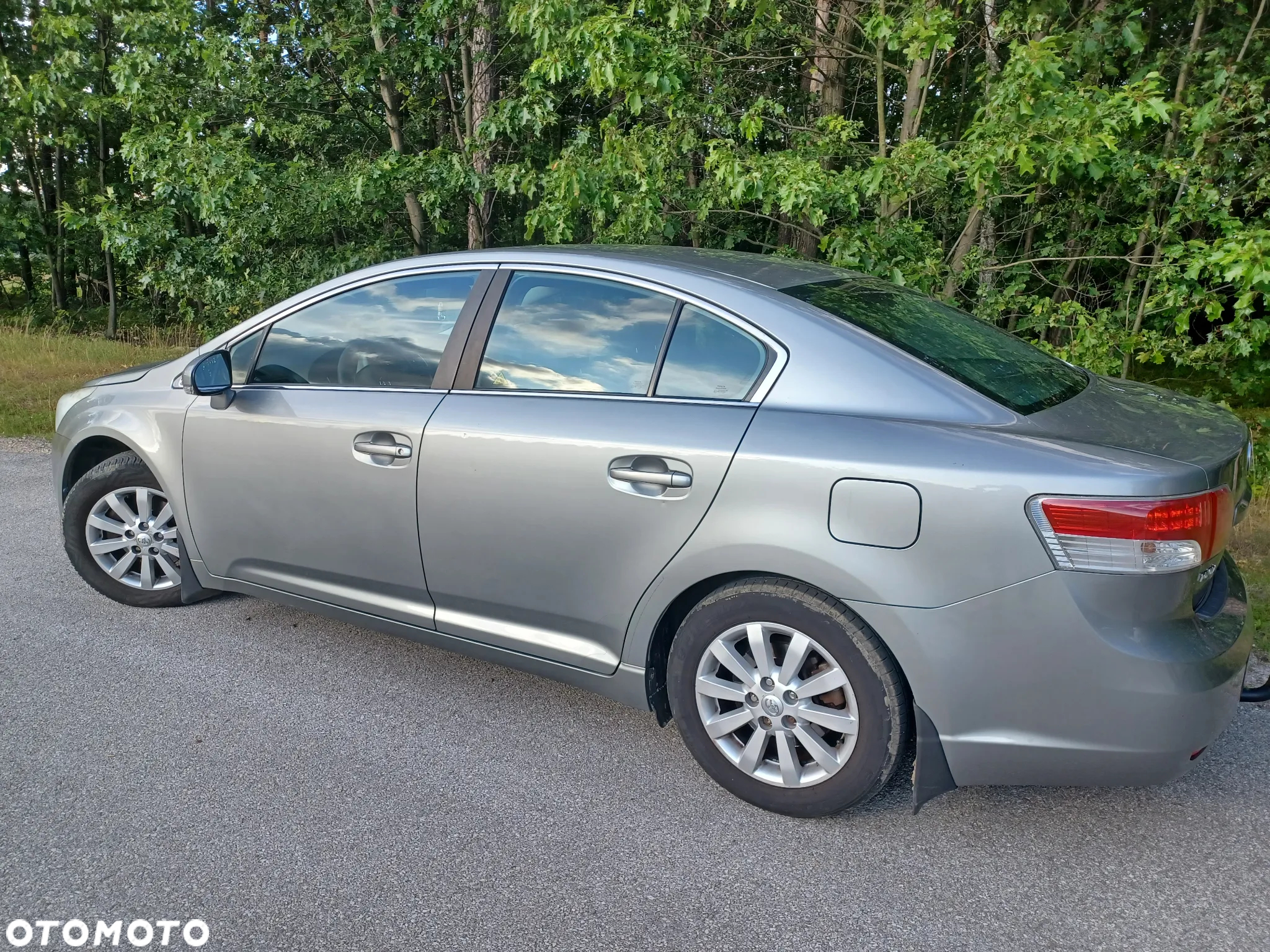 Toyota Avensis 1.8 Sol NAVI - 9