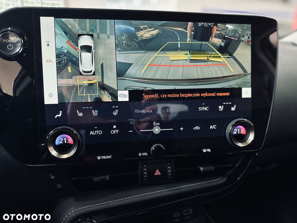 Lexus NX 350h Omotenashi AWD - 30