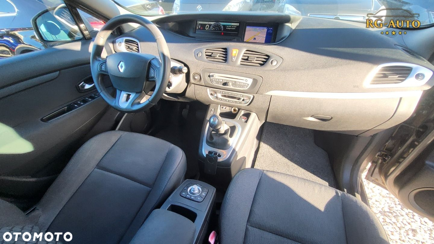 Renault Scenic - 36