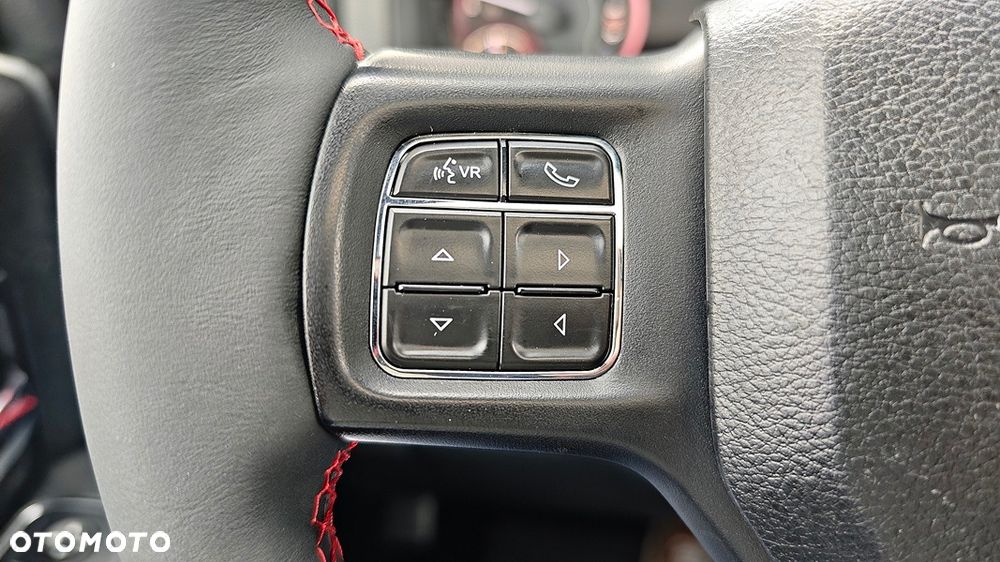 Dodge RAM 1500 5.7 4x4 - 26