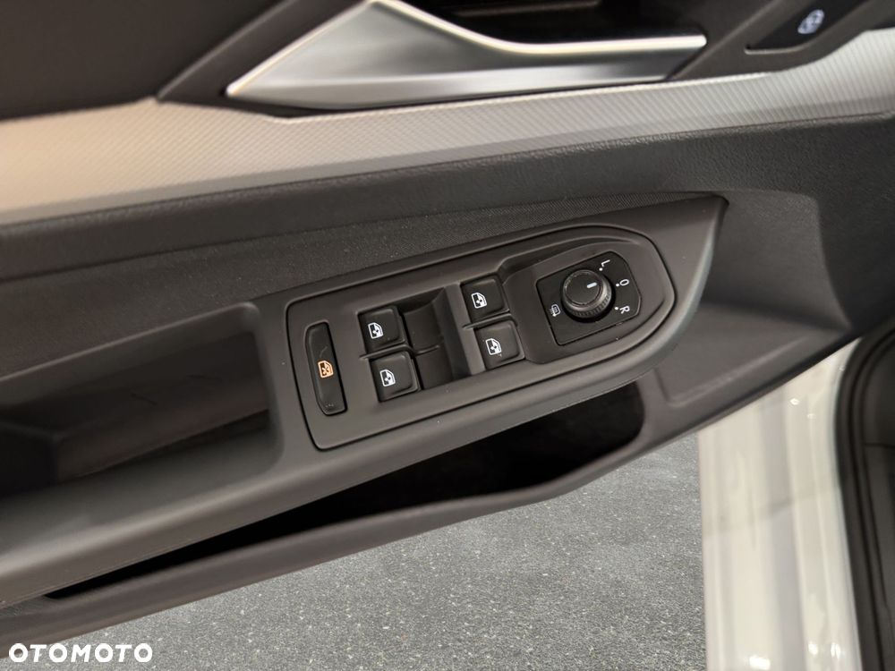 Volkswagen Golf Variant - 27