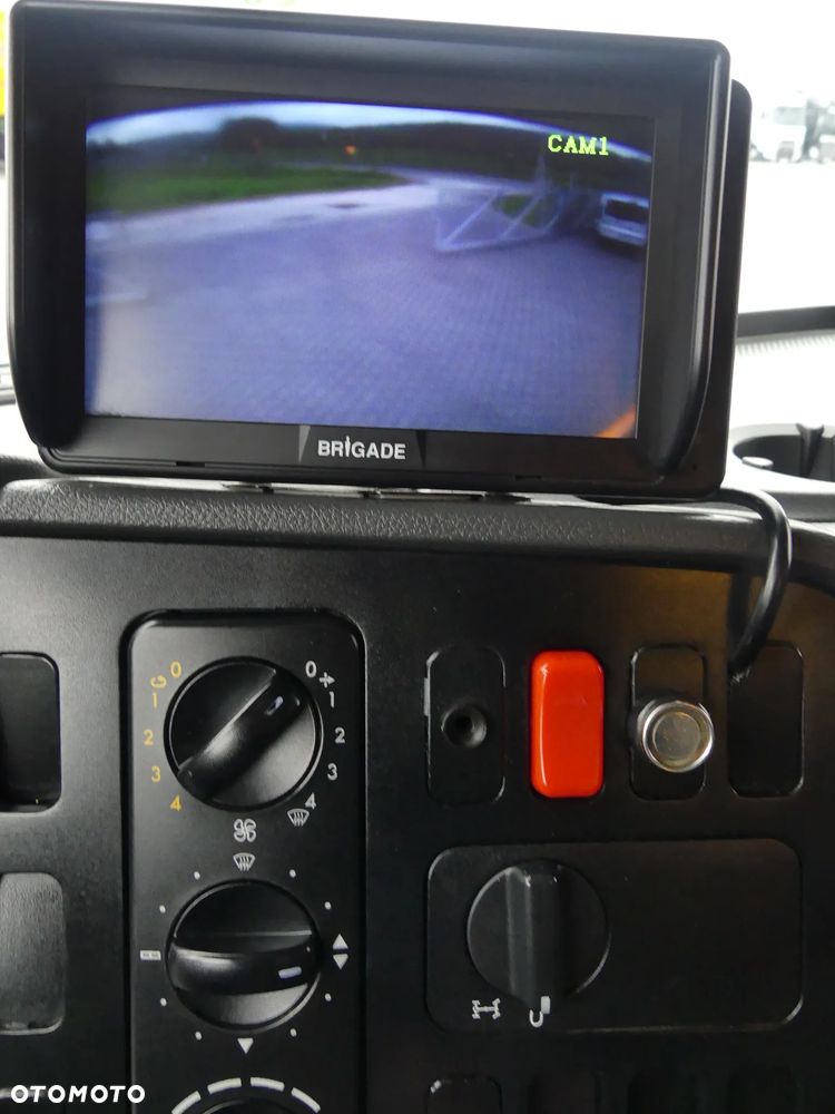 Mercedes-Benz ATEGO 1222 / WYWROTKA 3-STRONNA + HDS SKŁADANY W Z / - 30