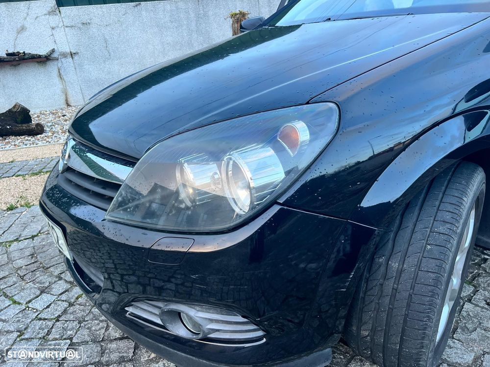 Opel Astra GTC 1.3 CDTI - 12