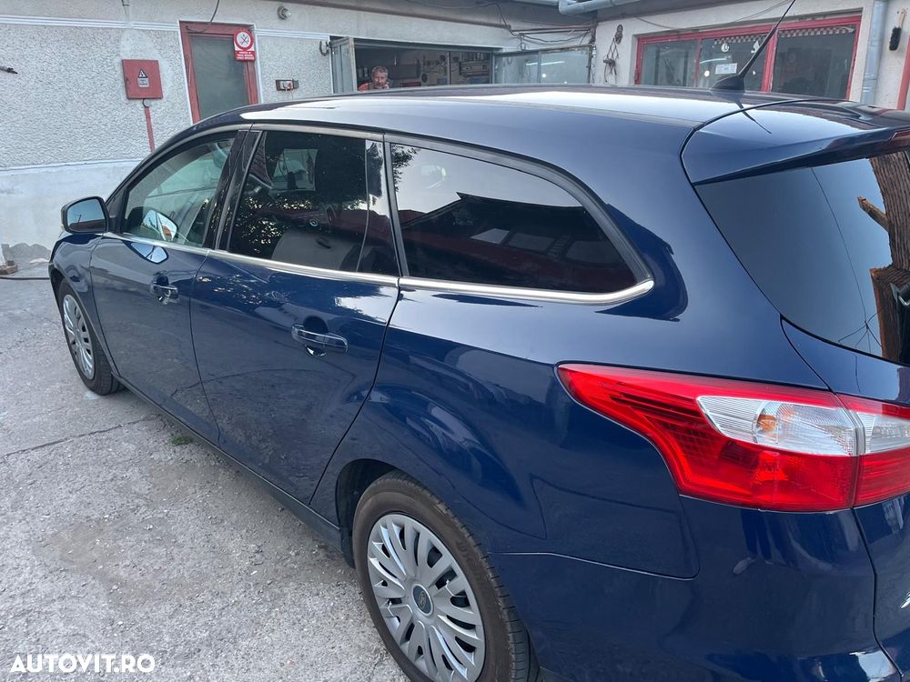 Ford Focus 1.6 TDCI DPF Titanium - 3