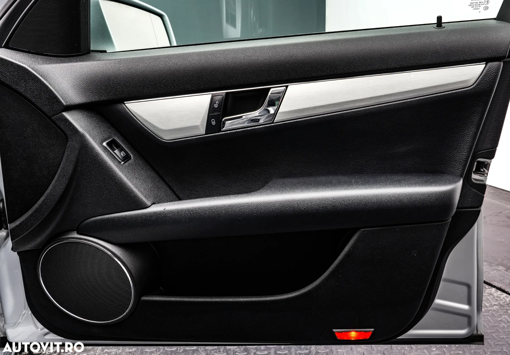 Mercedes-Benz C - 24