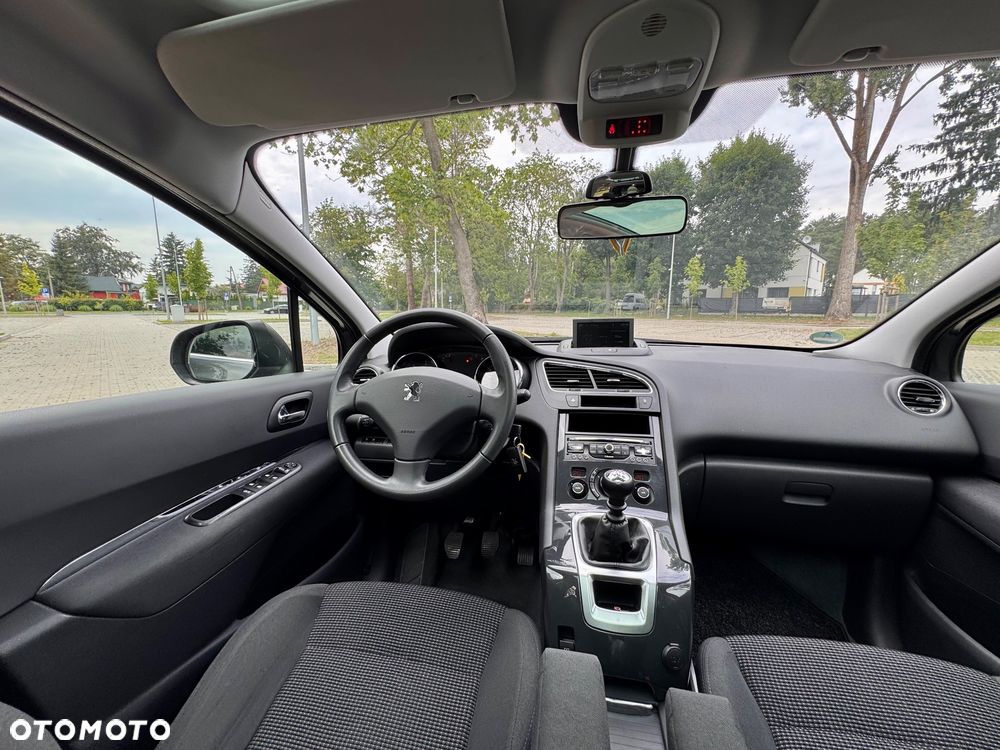 Peugeot 5008 HDI FAP 115 Family - 30
