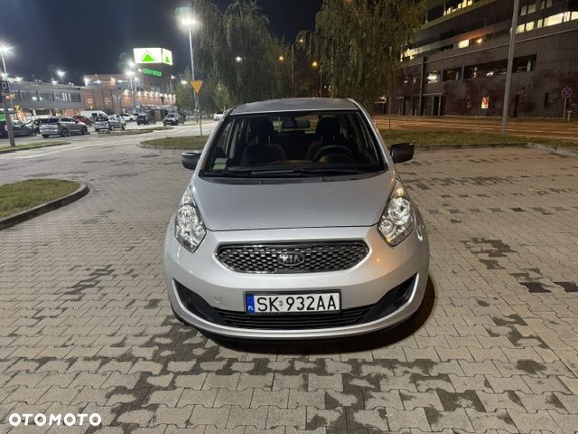 Kia Venga - 18