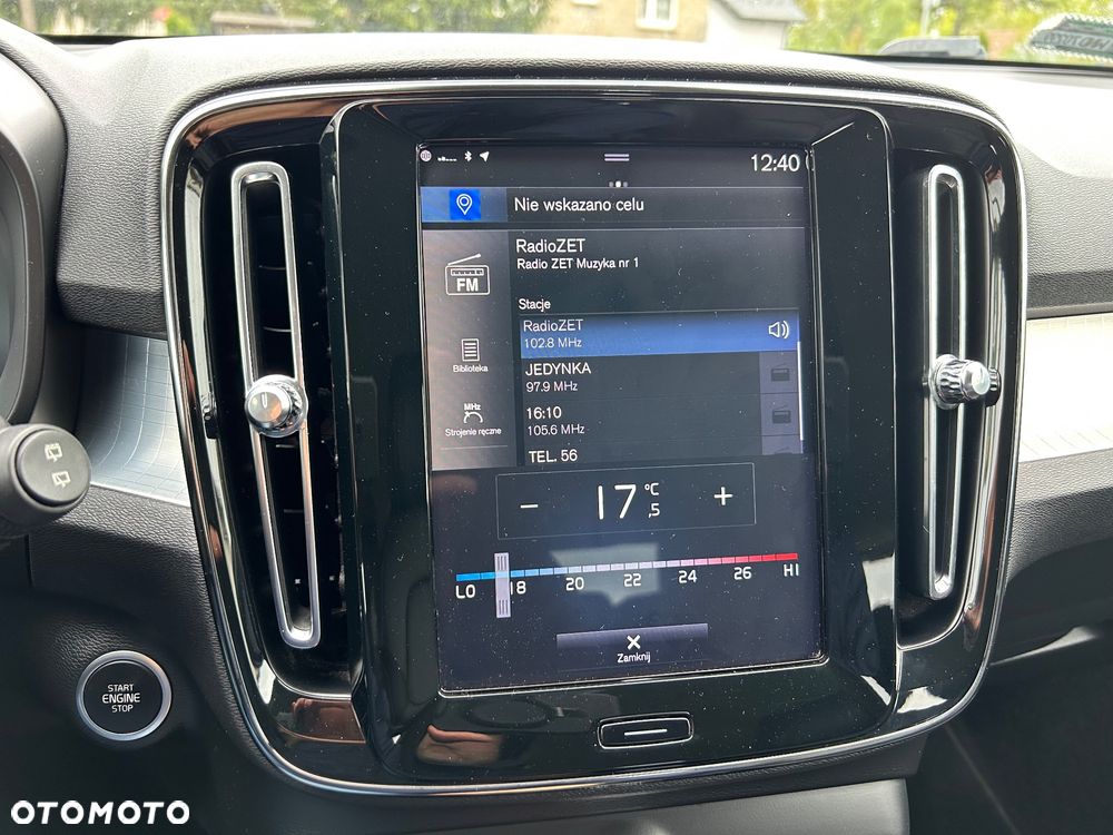 Volvo XC 40 T5 AWD Momentum Pro - 33