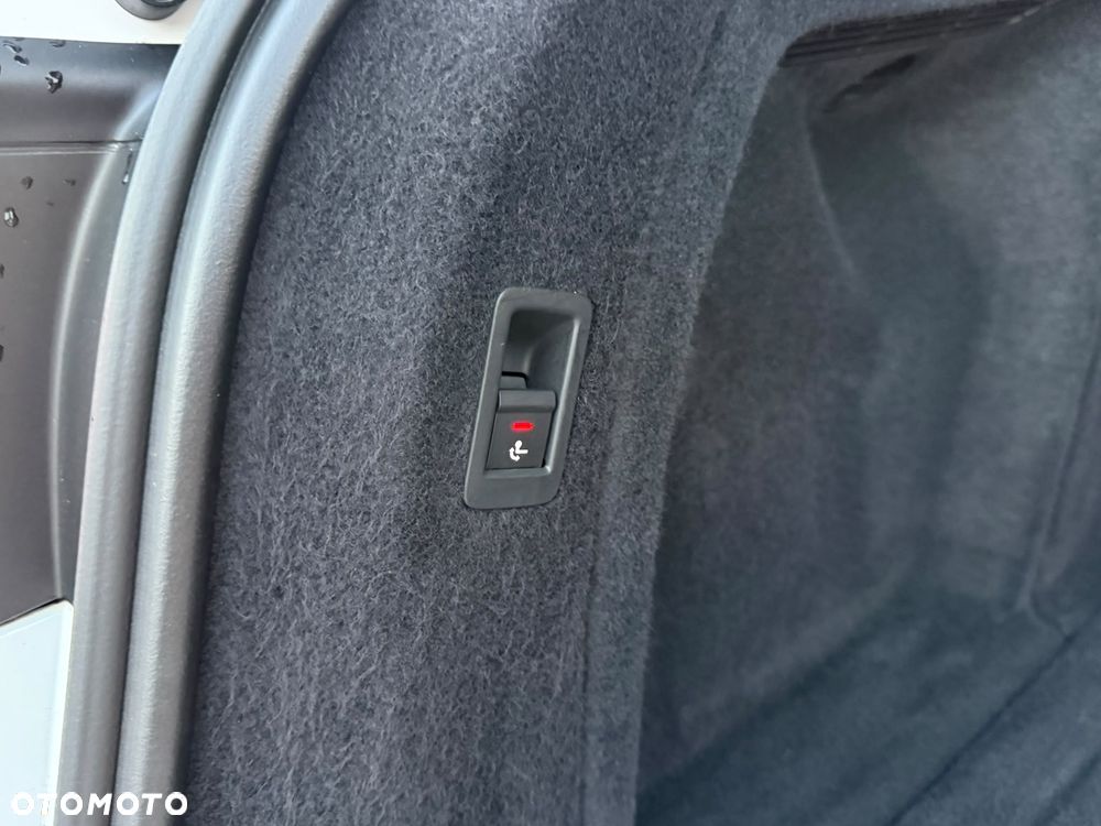 Audi A4 Avant 40 TDI mHEV Quattro S tronic - 18