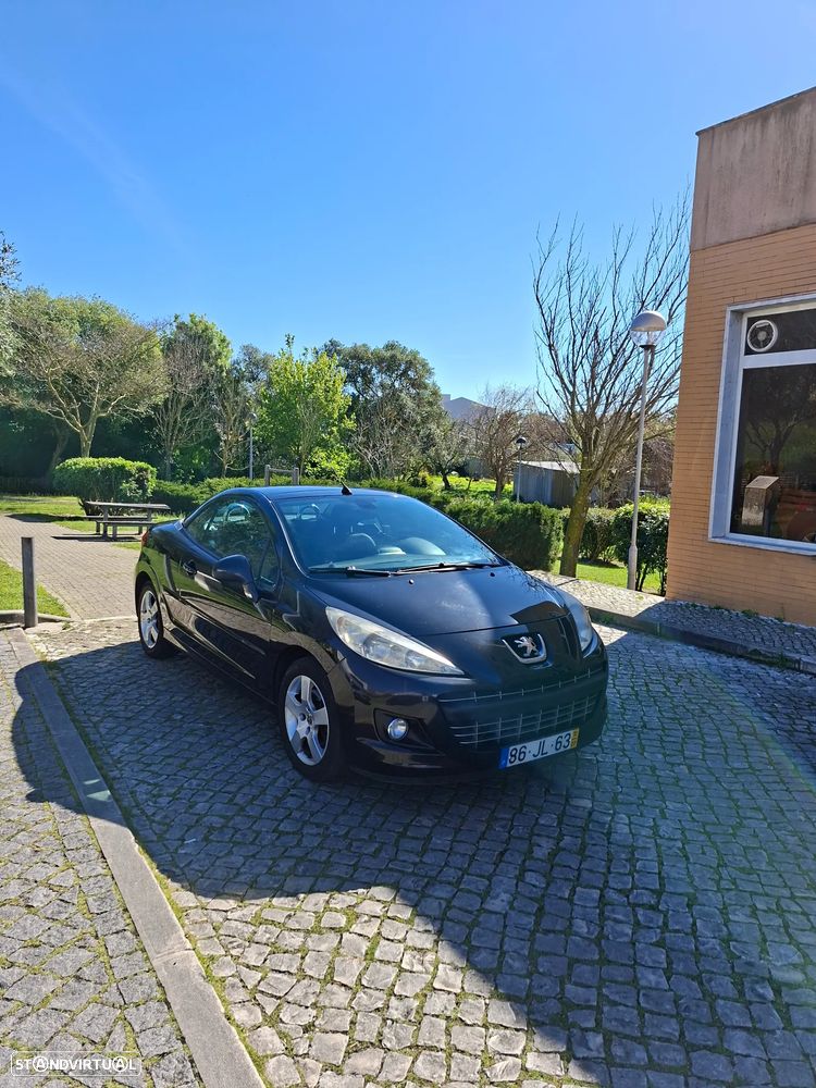 Peugeot 207 CC 1.6 HDi FAP - 14