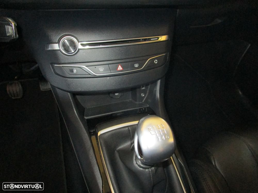 Peugeot 308 SW BlueHDi 120 Stop & Start Allure - 20