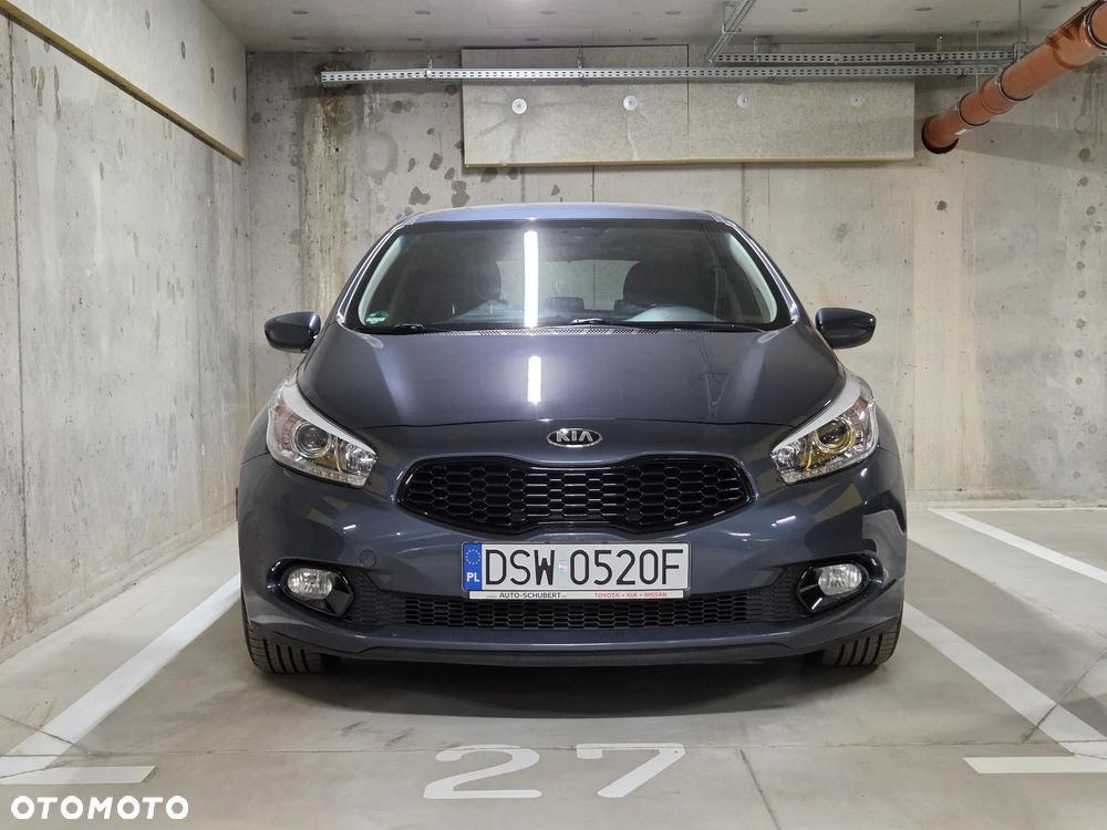 Kia Ceed 1.6 GDI Fifa World Cup Edition - 11