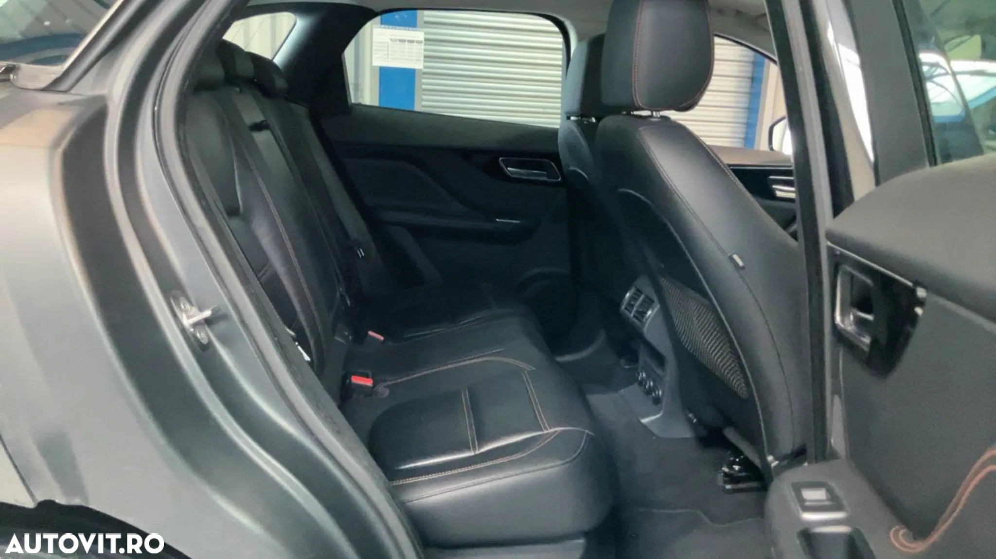 Jaguar F-Pace 20d AWD Aut. Prestige - 19