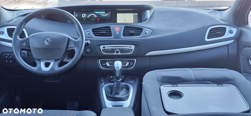 Renault Scenic 2.0 16V Privilege CVT - 13