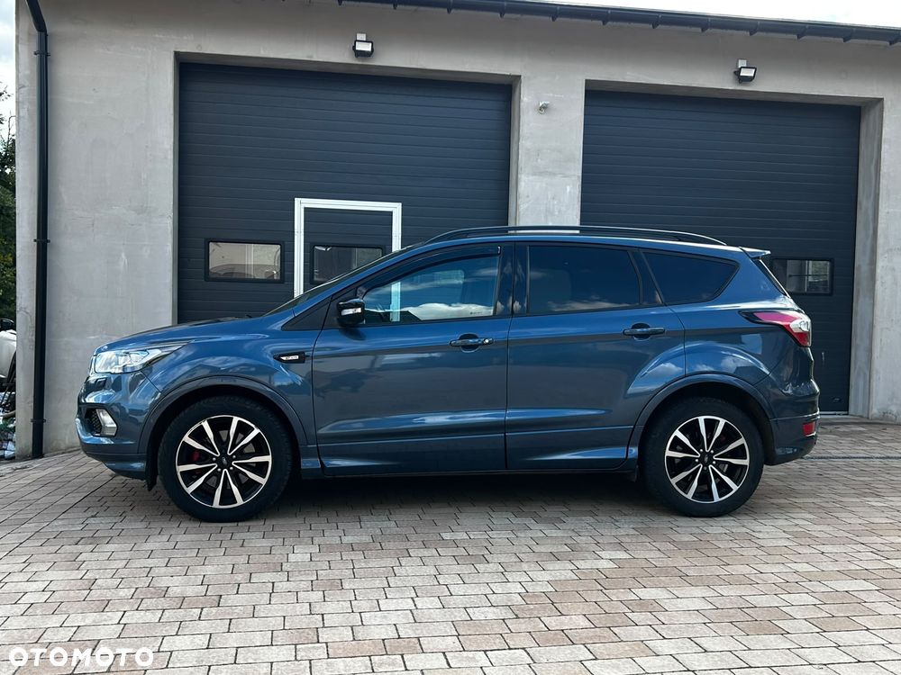 Ford Kuga 1.5 EcoBoost 2x4 ST-Line - 3