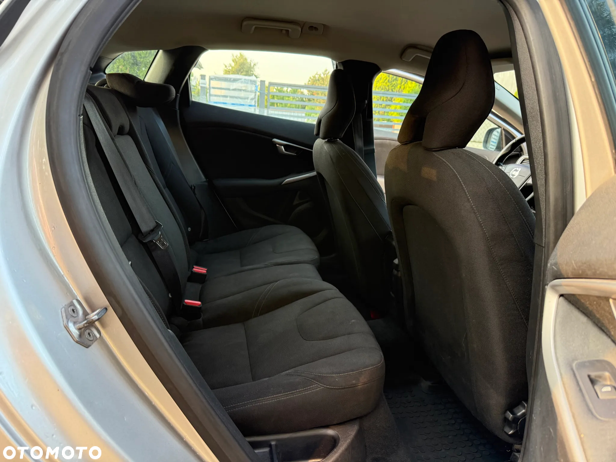 Volvo V40 D2 Momentum - 19
