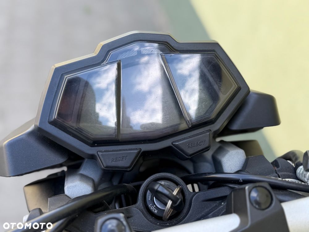 Yamaha MT - 35