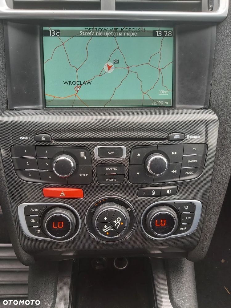 Citroën C4 e-HDi 115 ETG6 Exclusive - 28