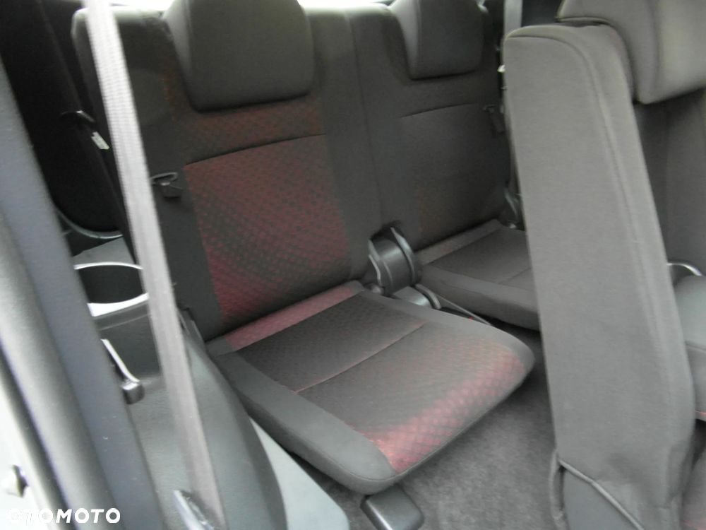 Toyota Verso 1.8 7-Sitzer Edition S - 32