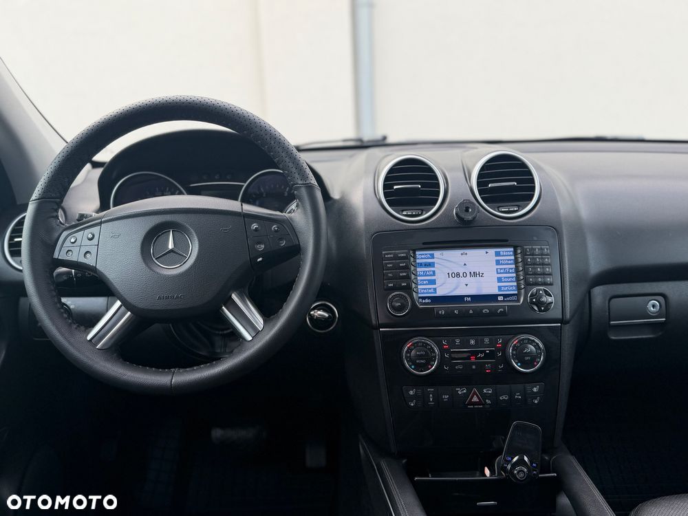 Mercedes-Benz ML - 6