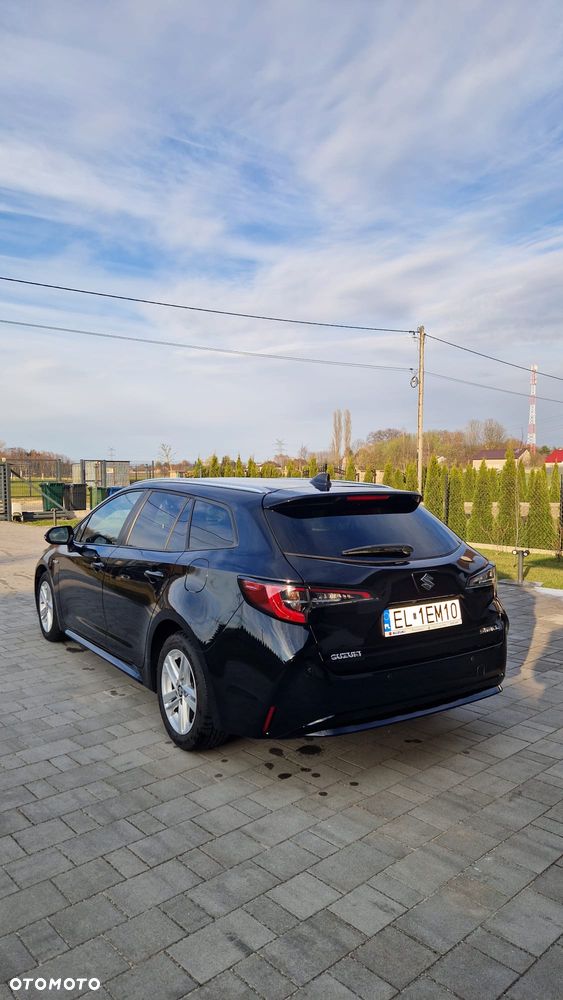 Suzuki Swace 1.8 Hybrid Premium Plus CVT - 5