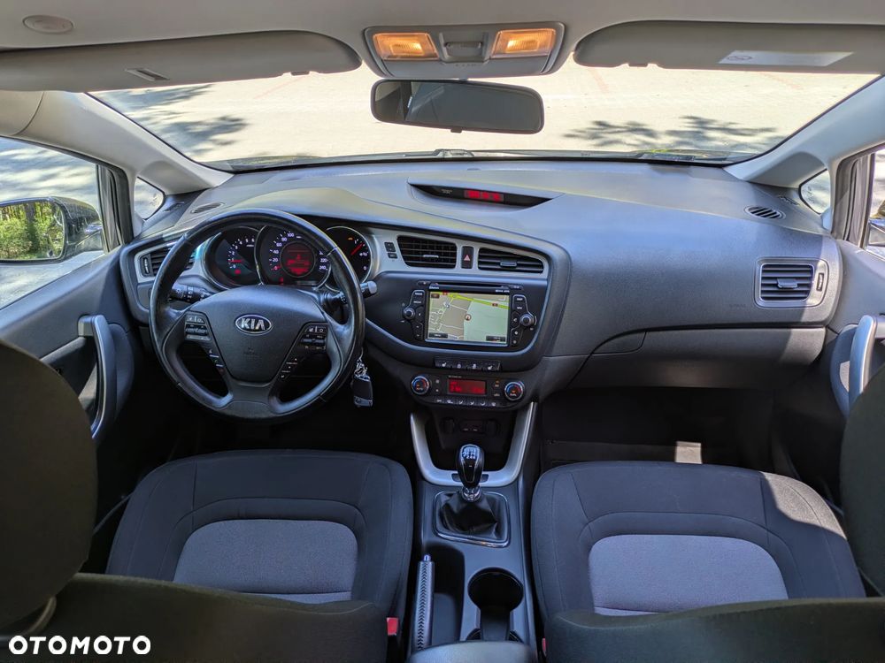 Kia Ceed 1.6 CRDi M - 17