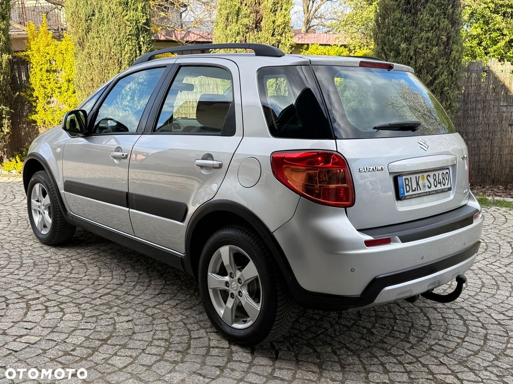 Suzuki SX4 1.6 VVT 4x4 Comfort - 9