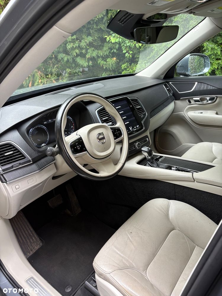 Volvo XC 90 - 4