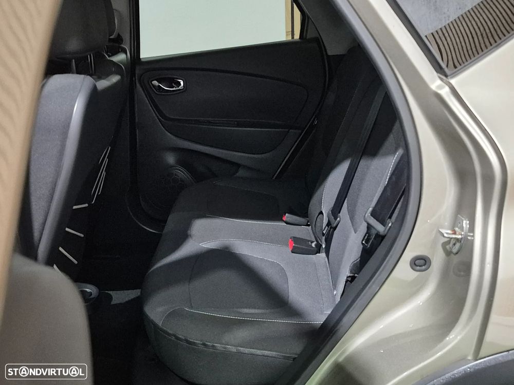 Renault Captur 0.9 TCE Exclusive - 29