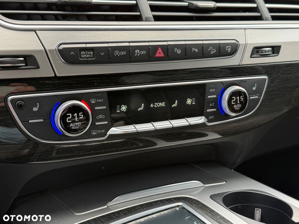 Audi Q7 - 34