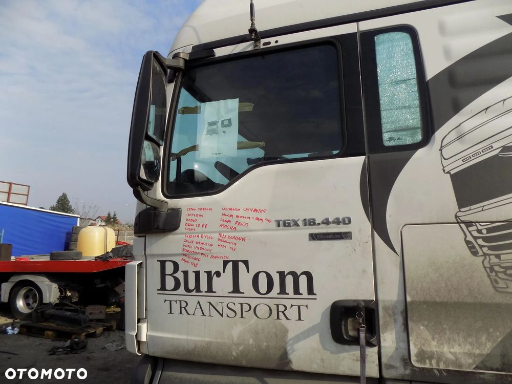 DRZWI LEWY PRZÓD MAN TGA TGX 18.440 EURO 5 - 1