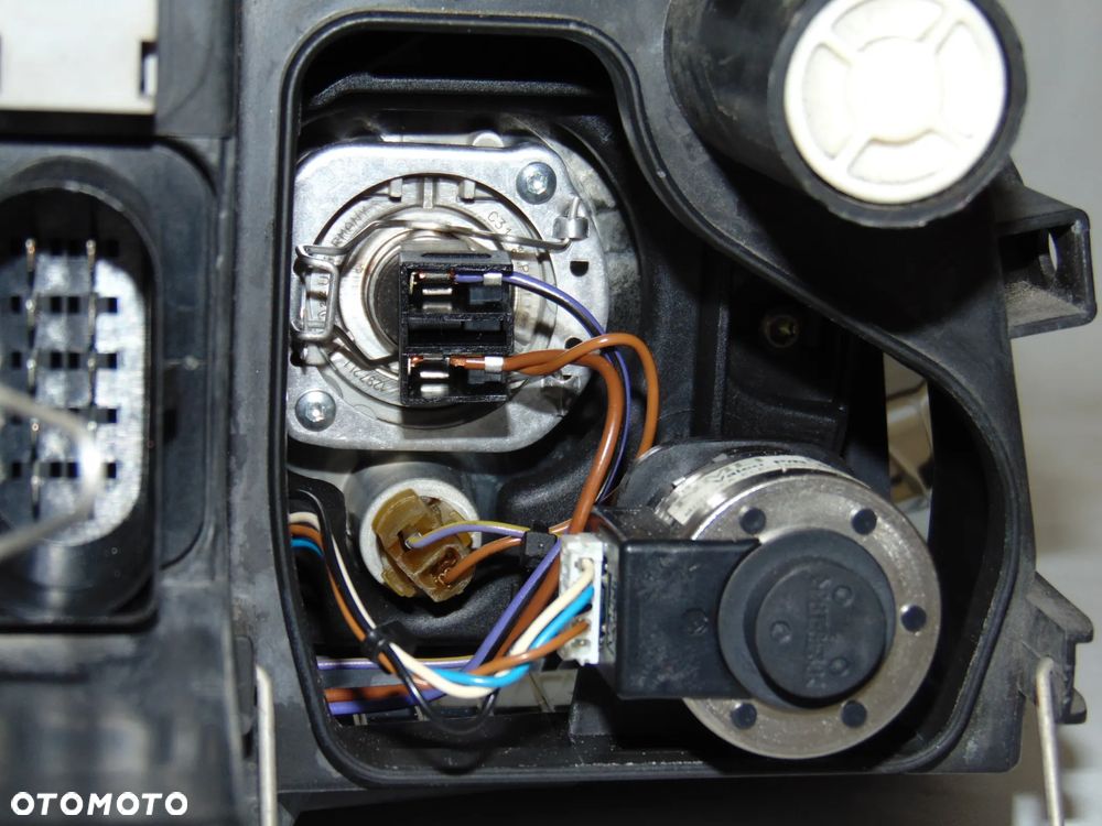 EUROPA xenon lewy lampa przednia przód lewa ksenon 8E0941003AQ Audi A4 B6 , 00-04r - 24