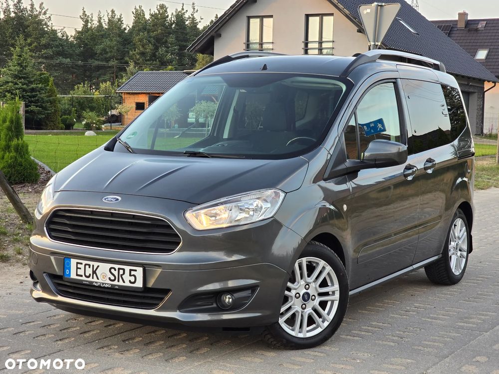 Ford Tourneo Courier 1.0 EcoBoost Titanium - 25