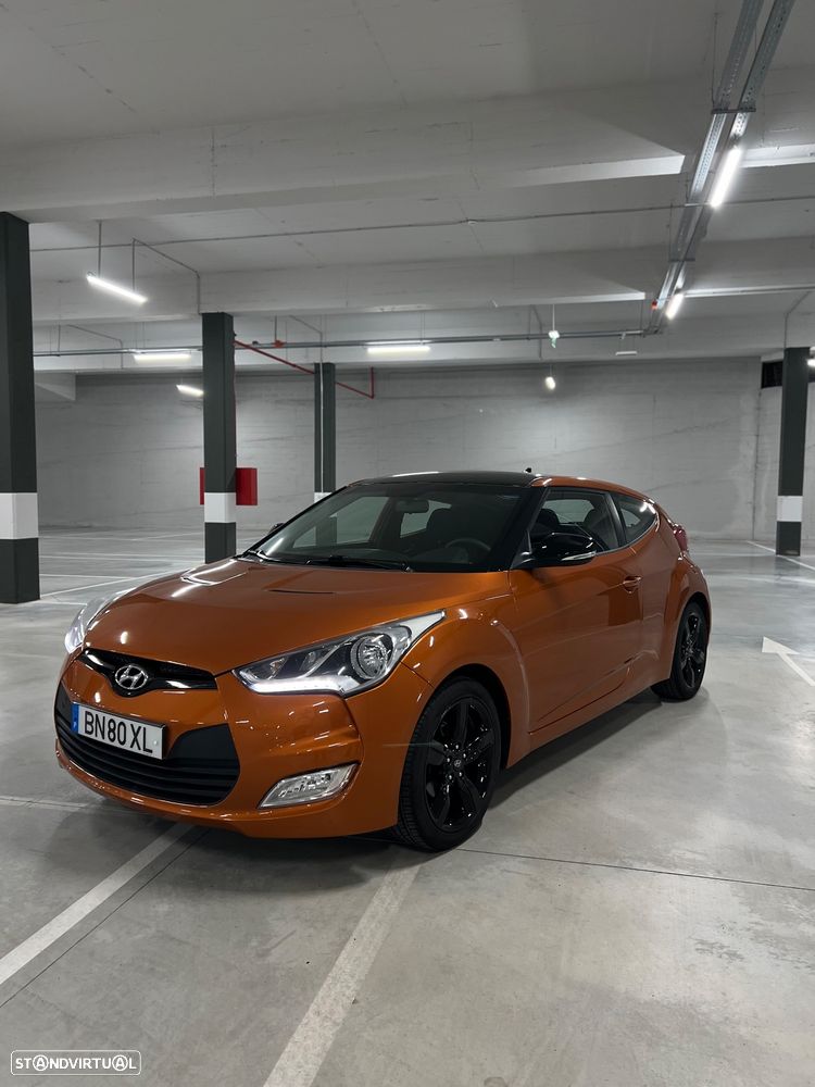 Hyundai Veloster - 1