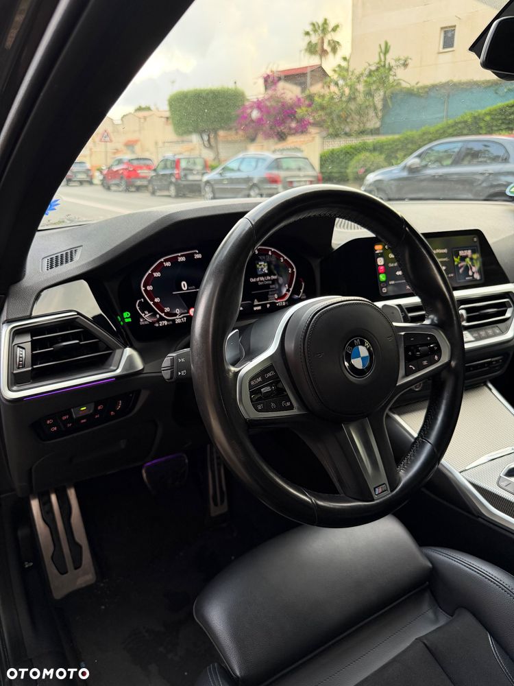 BMW Seria 3 320d xDrive MHEV M Sport sport - 10