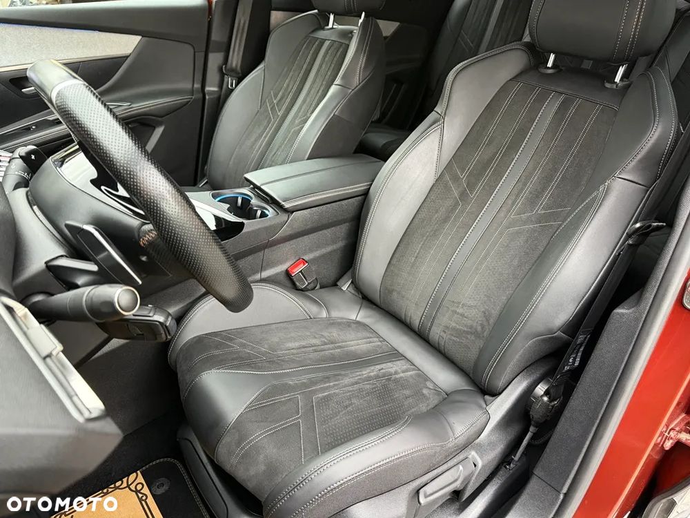 Peugeot 5008 1.5 BlueHDI Allure S&S EAT8 - 33