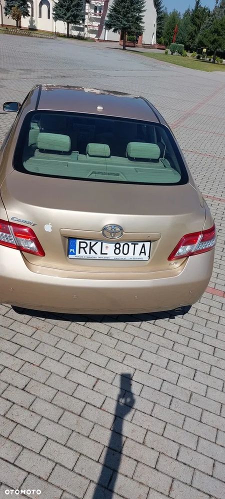 Toyota Camry 2.5 SE - 8