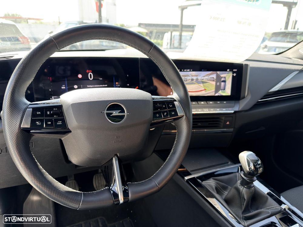 Opel Astra Sports Tourer 1.2 T GS Line - 12