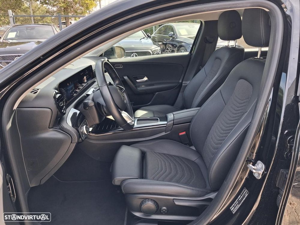 Mercedes-Benz A 200 Style Plus Aut. - 9