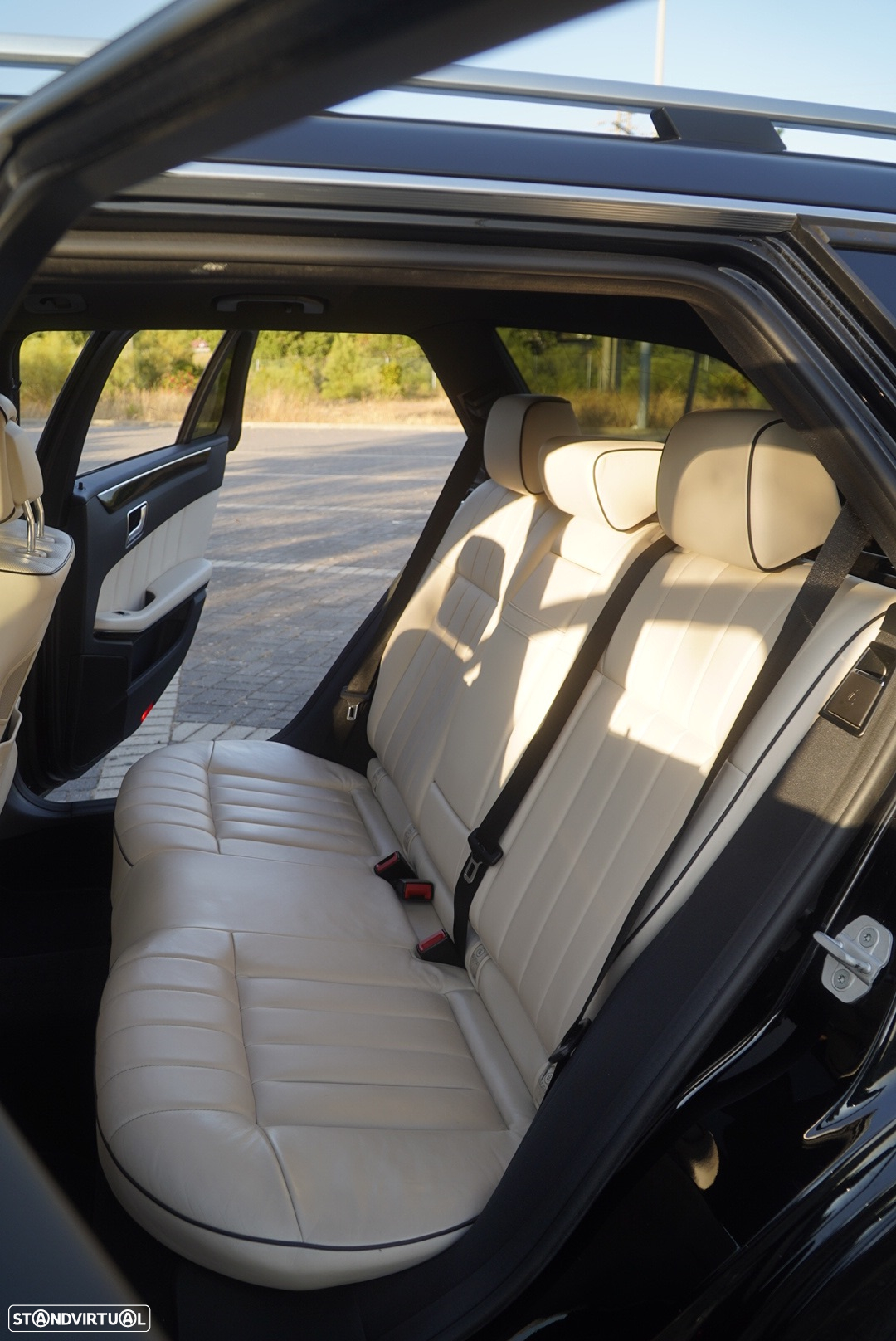 Mercedes-Benz E 300 Bluetec Hybrid Avantgarde - 42